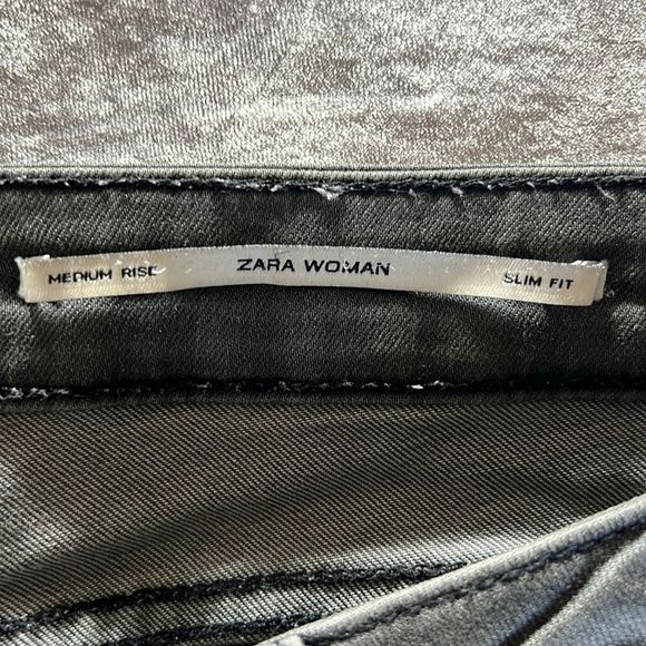 Zara Women Medium Rise Slim Fit Washed Out Distressed Gray Jeans Size 10 - Picture 4 of 4